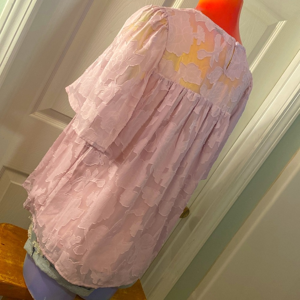 TRACIES Floral Pink Lace Blouse - Picture 7 of 14